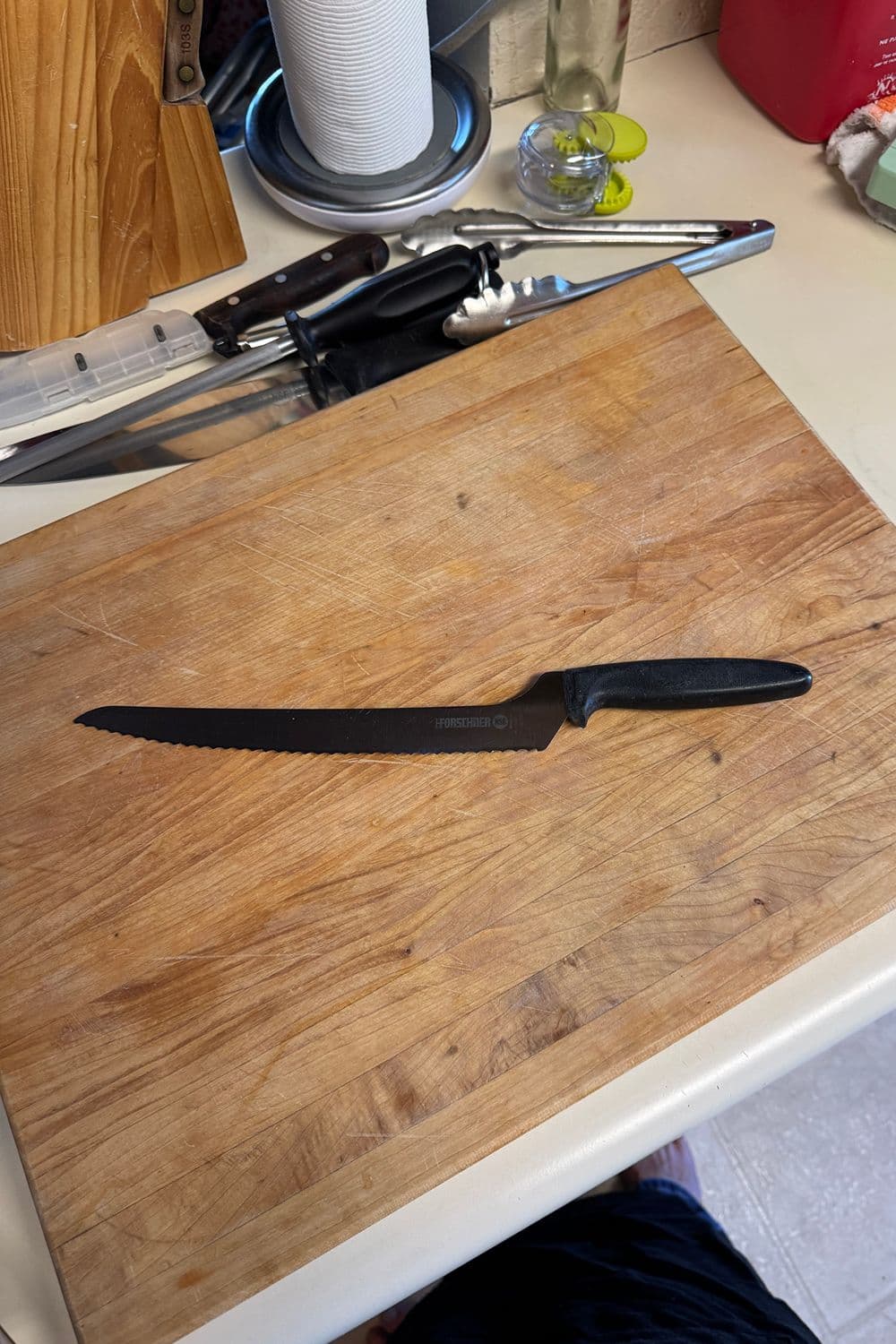 Victorinox Offset Bread Knife Review: 20 Years Testing - professional review